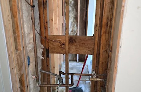 Frozen Pipe Water Removal in St. Joseph, MO